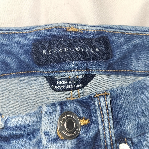 Aeropostale High Rise Skinny Jeans - Picture 2 of 4